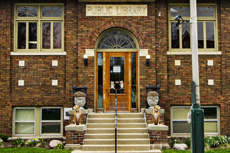 Albion Carnegie Library front cropped.jpg