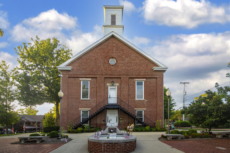 Brown County Indiana Courthouse (Nashville).jpg