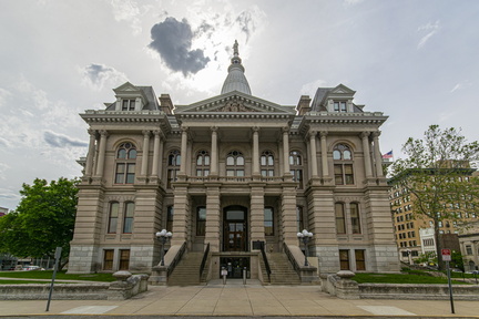 Tippeconoe County Courthouse (Lafeyette)